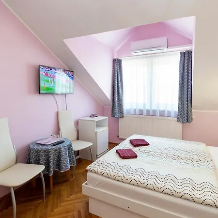 Cecey Vendeghaz Eğri